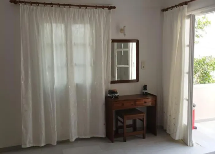 Capsule hotel Asiminas Naxos City